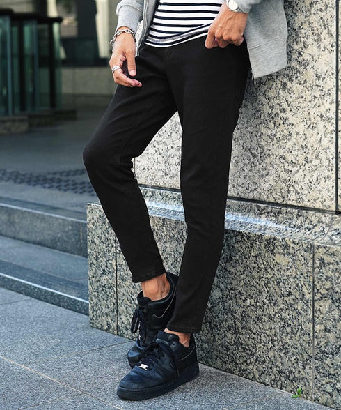 Cソリッドブラック MODEL : GO 180cm 66kg Lsize