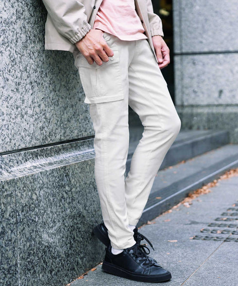 ホワイト MODEL : GO 180cm 66kg Lsize