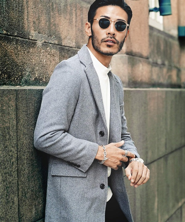 グレー MODEL : GO 180cm 66kg Lsize