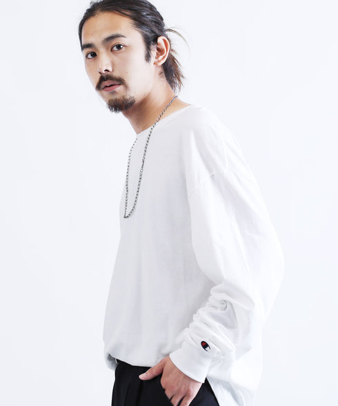 H186 / 63kg / B87 / W73 / H93 / 着用サイズ:XL ホワイト