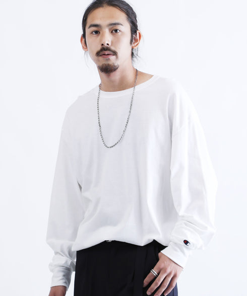 H186 / 63kg / B87 / W73 / H93 / 着用サイズ:XL ホワイト