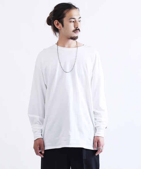 H186 / 63kg / B87 / W73 / H93 / 着用サイズ:XL ホワイト