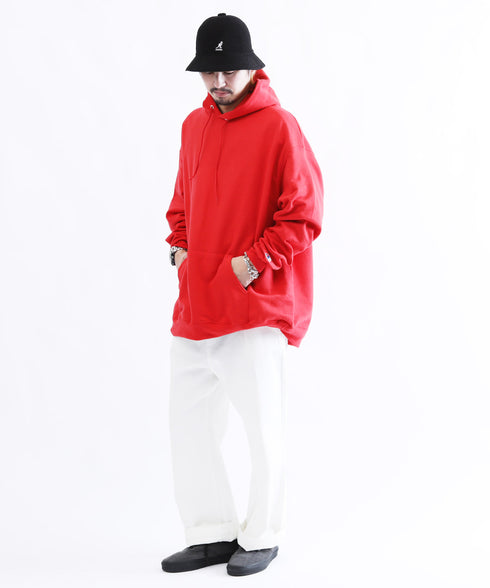 H178 / 66kg / B86 / W80 / H90 / 着用サイズ:XXL(2XL) レッド