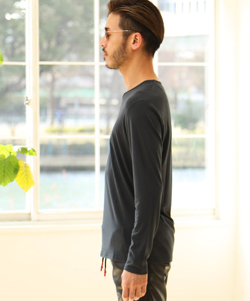 ブラック MODEL : GO 180cm 66kg Lsize