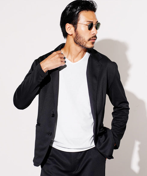 ホワイト MODEL : GO 180cm 66kg Lsize