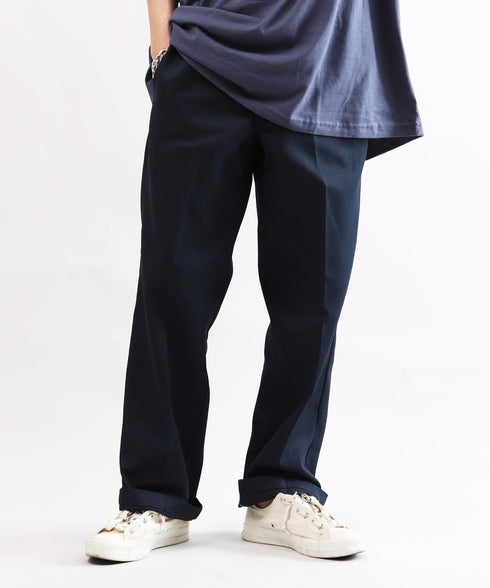 H180 / 54kg / B85 / W68 / H94 / 着用サイズ:34/30 ネイビー