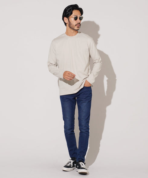 グレー MODEL : GO 180cm 66kg Lsize