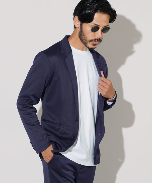 ホワイト MODEL : GO 180cm 66kg Lsize