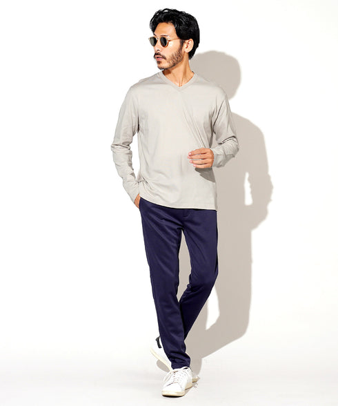 グレー MODEL : GO 180cm 66kg Lsize