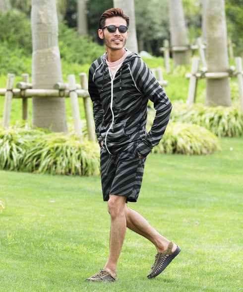 ゼブラ MODEL : GO 180cm 66kg Lsize