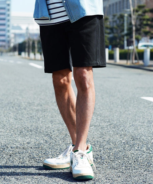 ブラック MODEL : GO 180cm 66kg Lsize