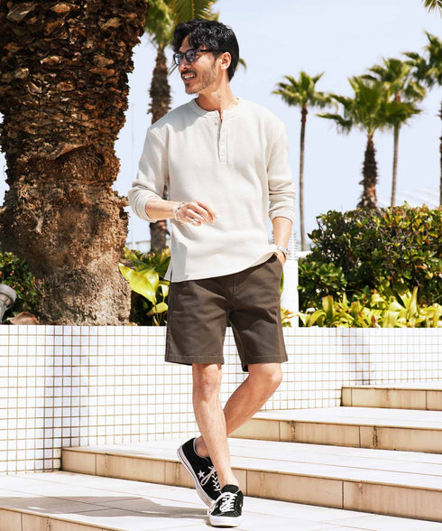 カーキ MODEL : GO 180cm 66kg Lsize