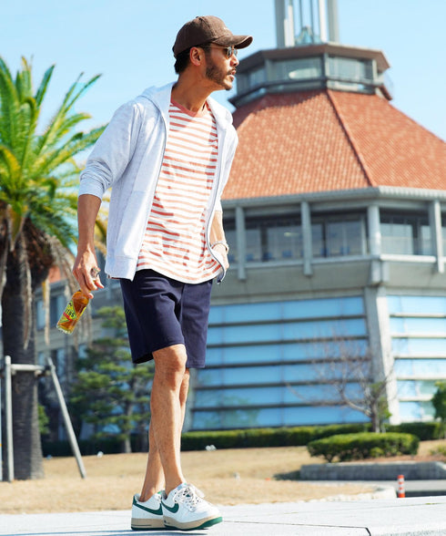 ネイビー MODEL : GO 180cm 66kg Lsize