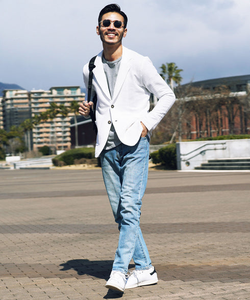 ホワイト MODEL : GO 180cm 66kg Lsize