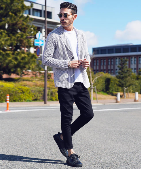 ホワイト×ネイビー MODEL : GO 180cm 66kg Lsize