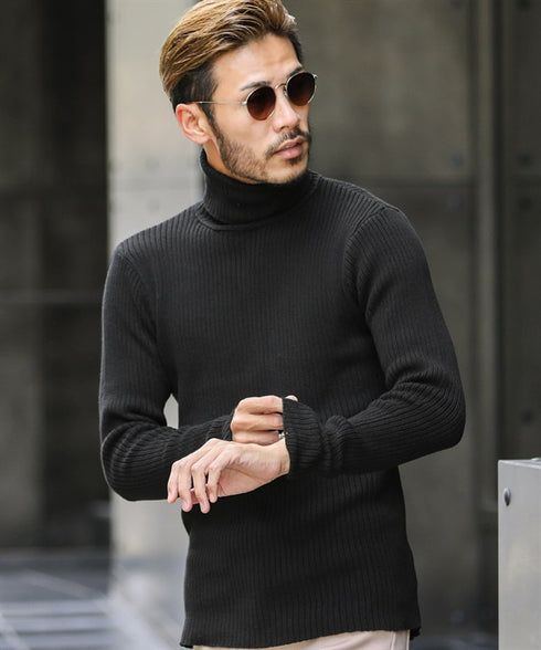 bブラック(タートルネック) MODEL : GO 180cm 66kg Lsize