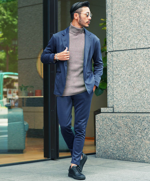 bグレージュ(タートルネック) MODEL : GO 180cm 66kg Lsize