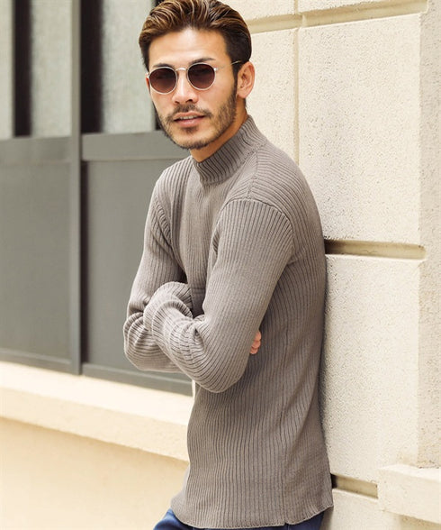 cグレージュ(モックネック) MODEL : GO 180cm 66kg Lsize