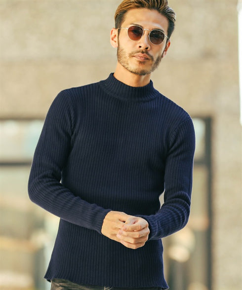 cネイビー(モックネック) MODEL : GO 180cm 66kg Lsize