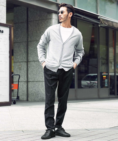 ネイビーストライプ MODEL : GO 180cm 66kg Lsize