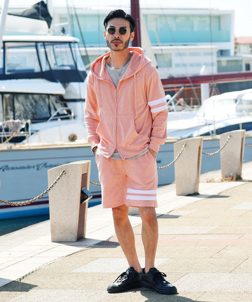 ピンク2ライン MODEL : GO 180cm 66kg Lsize