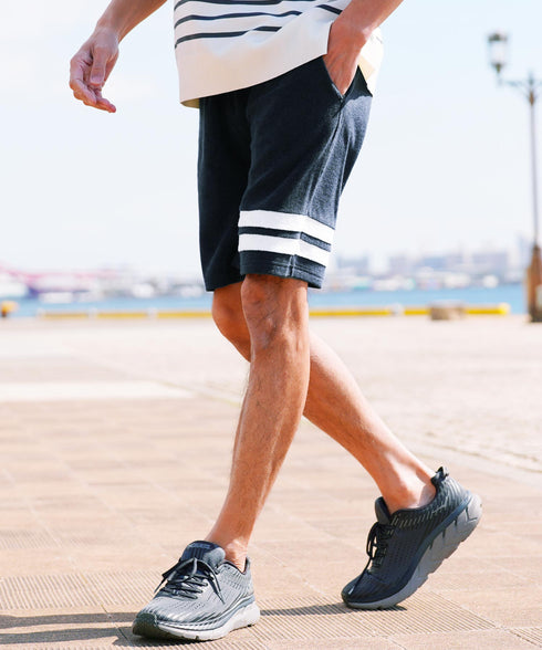 ネイビー2ライン MODEL : GO 180cm 66kg Lsize