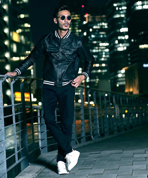 I(スタジャン)ブラック MODEL : GO 180cm 66kg Lsize