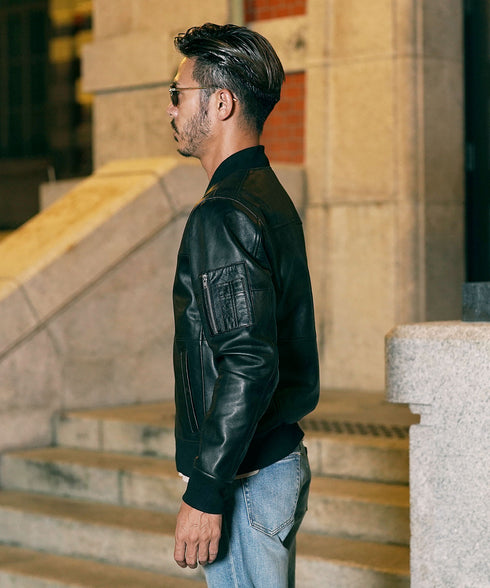 E(MA-1)ブラック MODEL : GO 180cm 66kg Lsize