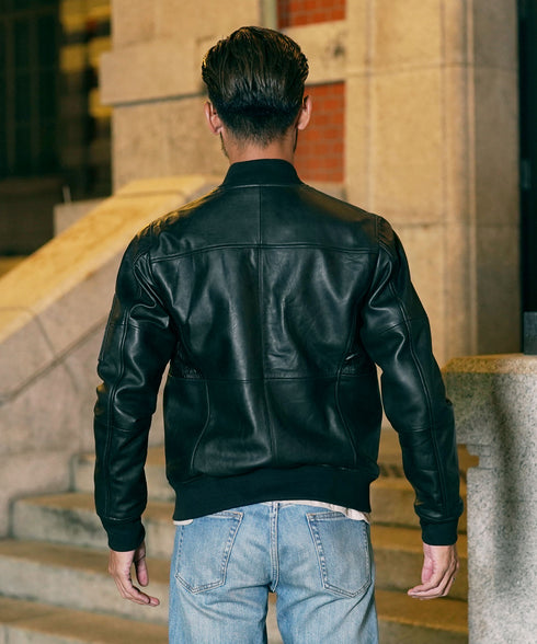 E(MA-1)ブラック MODEL : GO 180cm 66kg Lsize