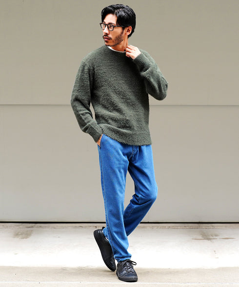 チャコールグレー MODEL : GO 180cm 66kg Lsize