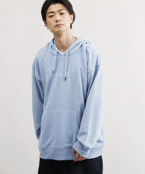 H180 / 54kg / B85 / W68 / H94 / 着用サイズ:XL ブルー×ホワイトC