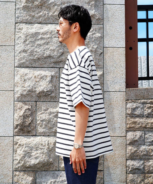 Aホワイトボーダー MODEL : GO 180cm 66kg Lsize