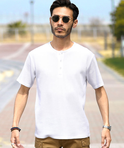 ホワイト MODEL : GO 180cm 66kg Lsize