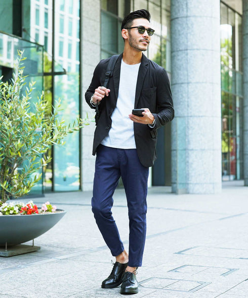 ネイビー MODEL : GO 180cm 66kg Lsize