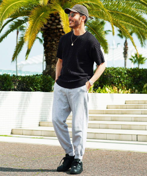 Aブラック(クルーネック) MODEL : GO 180cm 66kg Lsize