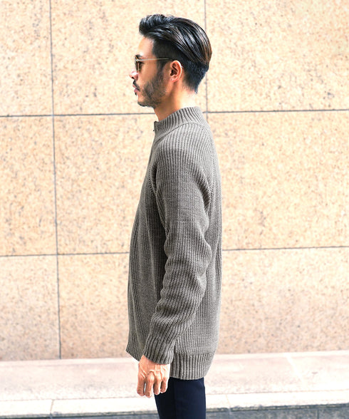 グレージュ MODEL : GO 180cm 66kg Lsize