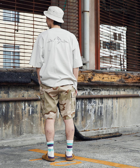 H180 / 着用サイズ:L TriColorDsrtCamo