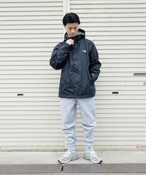 H180 / 54kg / B85 / W68 / H94 / 着用:L TNFB/MIDGY