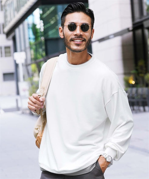 ホワイト MODEL : GO 180cm 66kg Lsize