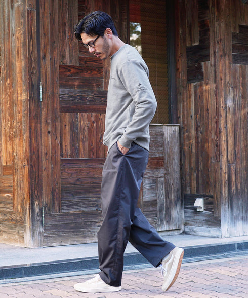 裏毛プリントトレーナー | スエット オーバーサイズ 20代 30代 40代 トップス ファッション オリジナル ブランド 白 黒 服 秋服 冬服 春服 秋 冬 裏毛 プリント 長袖