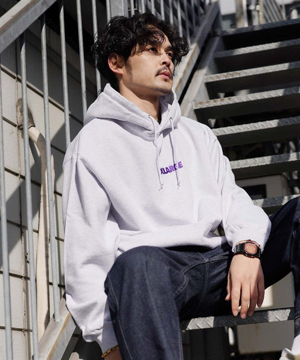 XLARGE LOGO PULLOVER HOODED SWEAT｜パーカー メンズ ブランド スウェット プルオーバーパーカー トップス –  TOPFLOOR