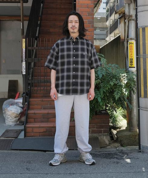 H177 / 着用サイズ:L オンブレ―ブラック