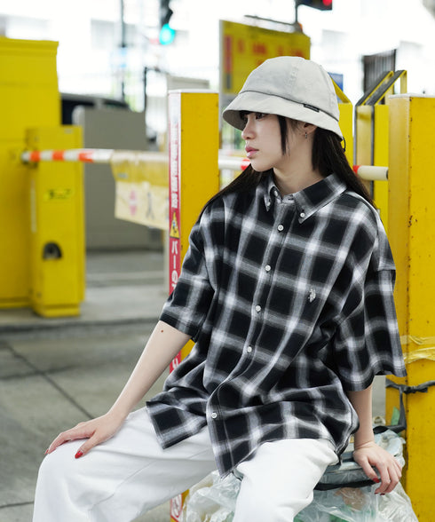 H163 / 着用サイズ:M オンブレーホワイト