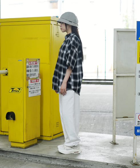 H163 / 着用サイズ:M オンブレーホワイト