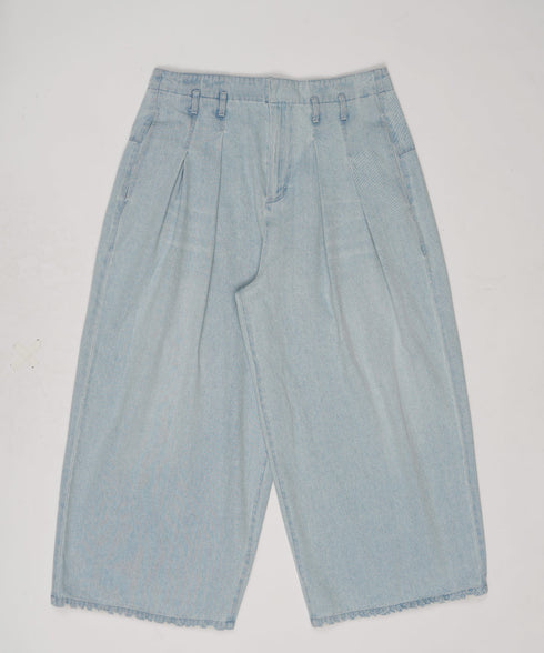 ライトインディゴブルー