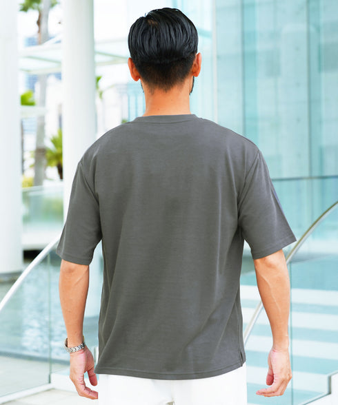 チャコールグレー MODEL : GO 180cm 66kg Lsize