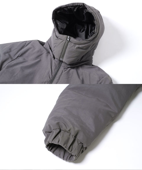 チャコールグレー