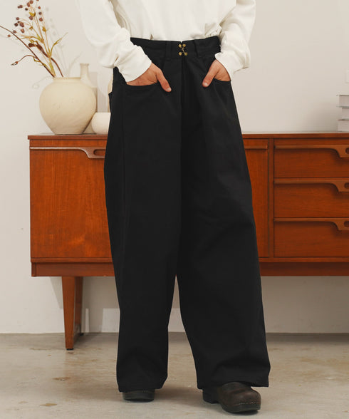 H176 / 着用サイズ: L ブラック