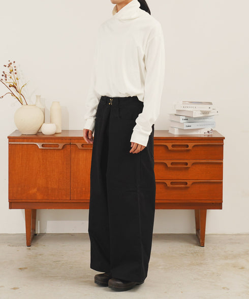 H176 / 着用サイズ: L ブラック