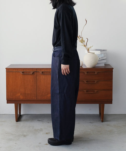 H180 / 着用サイズ: L インディゴブルー